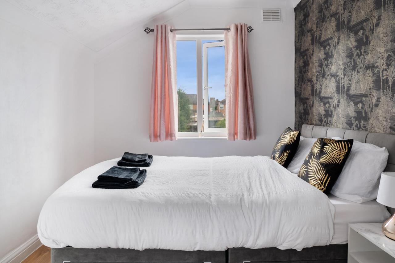 Exclusive Deals L Last-Minute Reserve L Townhouse With Sleeps 6 L Braunstone Town , Leicester L By Zen Nights Short Lets & Serviced Accommodations Exterior photo