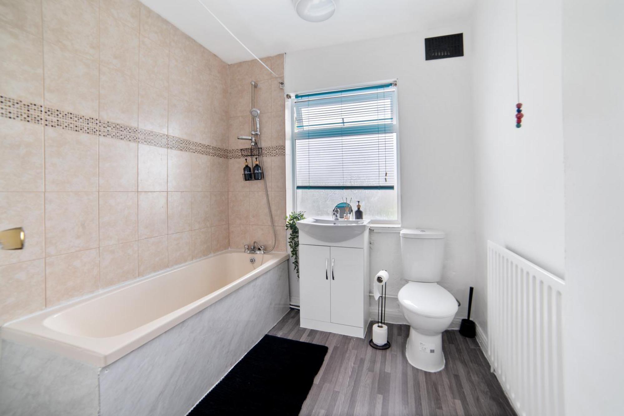 Exclusive Deals L Last-Minute Reserve L Townhouse With Sleeps 6 L Braunstone Town , Leicester L By Zen Nights Short Lets & Serviced Accommodations Exterior photo